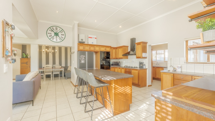 4 Bedroom Property for Sale in Bredasdorp Western Cape